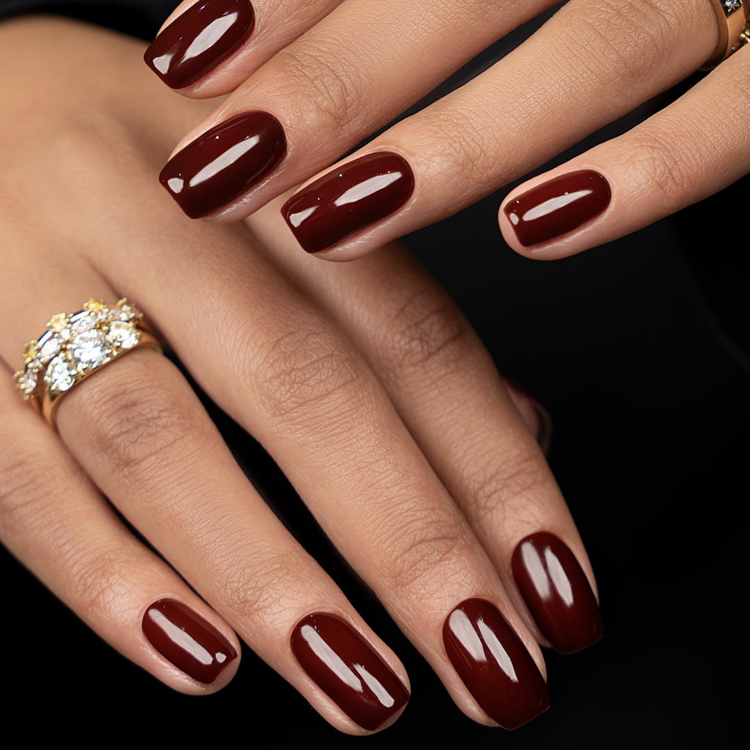 334 Garnet Noir - Hand 1x1