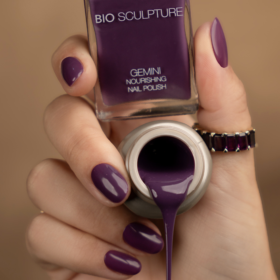 336 Amethyst Veil - Hand & Product 1x1