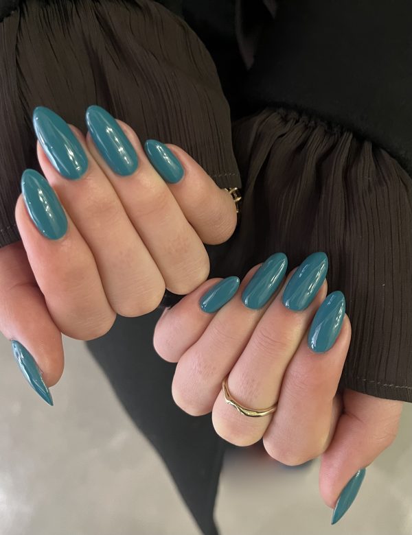 Gel colorat No. 332 Sapphire Whisper - imagine 2