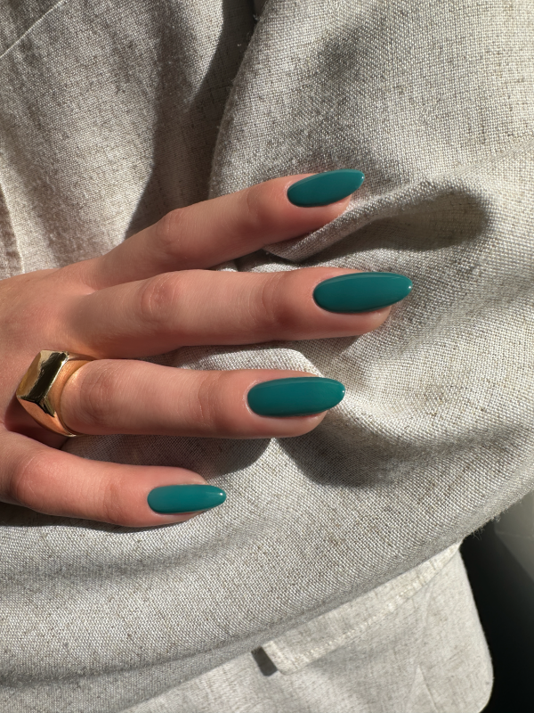 Gel colorat No. 332 Sapphire Whisper - imagine 3